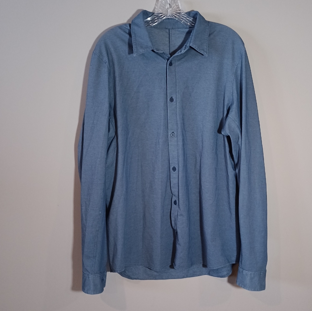 lululemon athletica Men's Long Sleeve Button-Up Shirt Blue